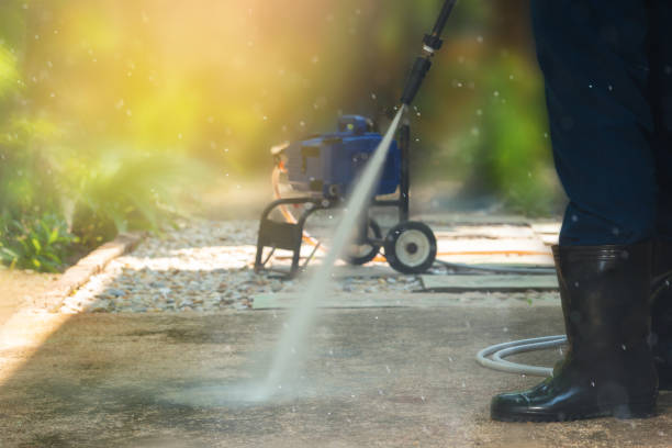 Best Driveway Pressure Washing  in Berwick, LA